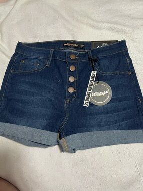 Brand new dollhouse shorts size 9